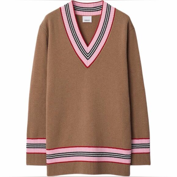 Burberry Sweaters - Burberry Cashmere V Neck Sweater Medium New With Tags
